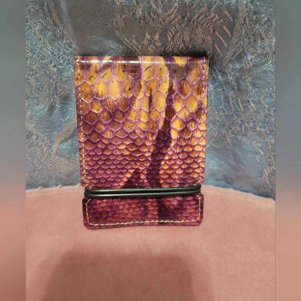 Nwot Torino Leather Company cash genuine crocodile calf skin wallet